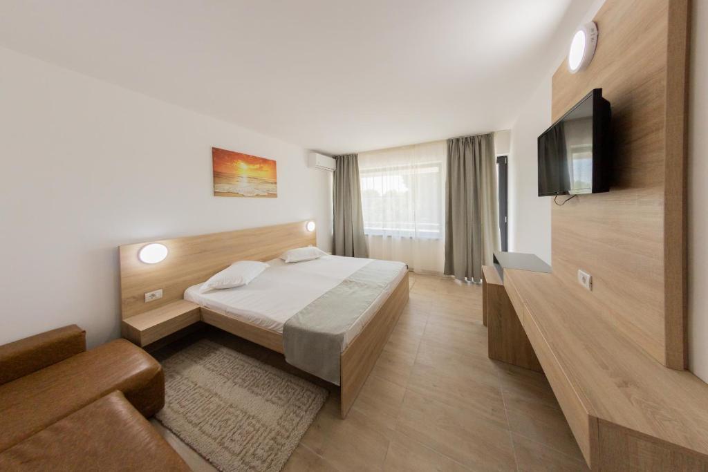 Hotel Gloria Эфорие-Суд Экстерьер фото