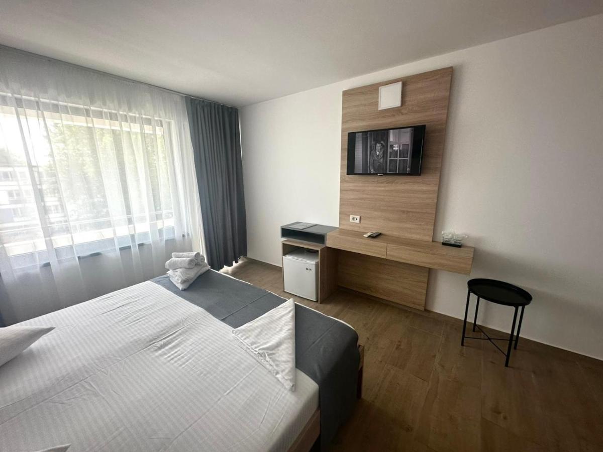 Hotel Gloria Эфорие-Суд Экстерьер фото