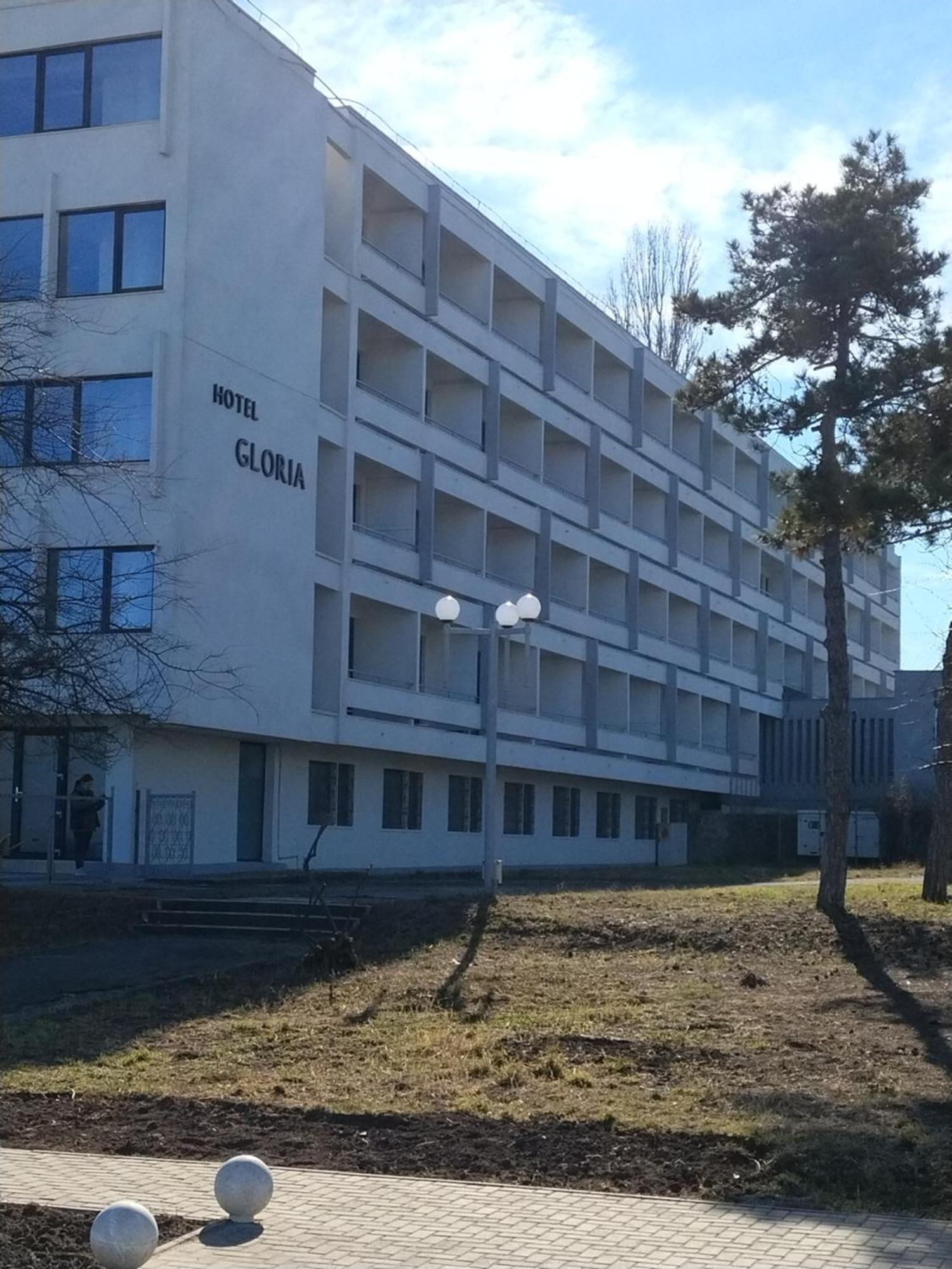 Hotel Gloria Эфорие-Суд Экстерьер фото